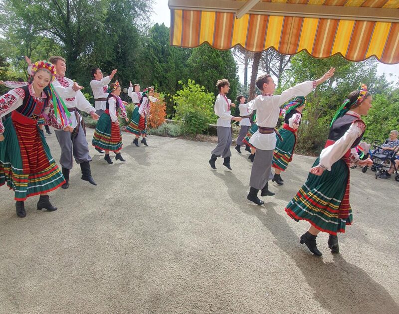 "Folk Dance Ensemble "Volynianka"